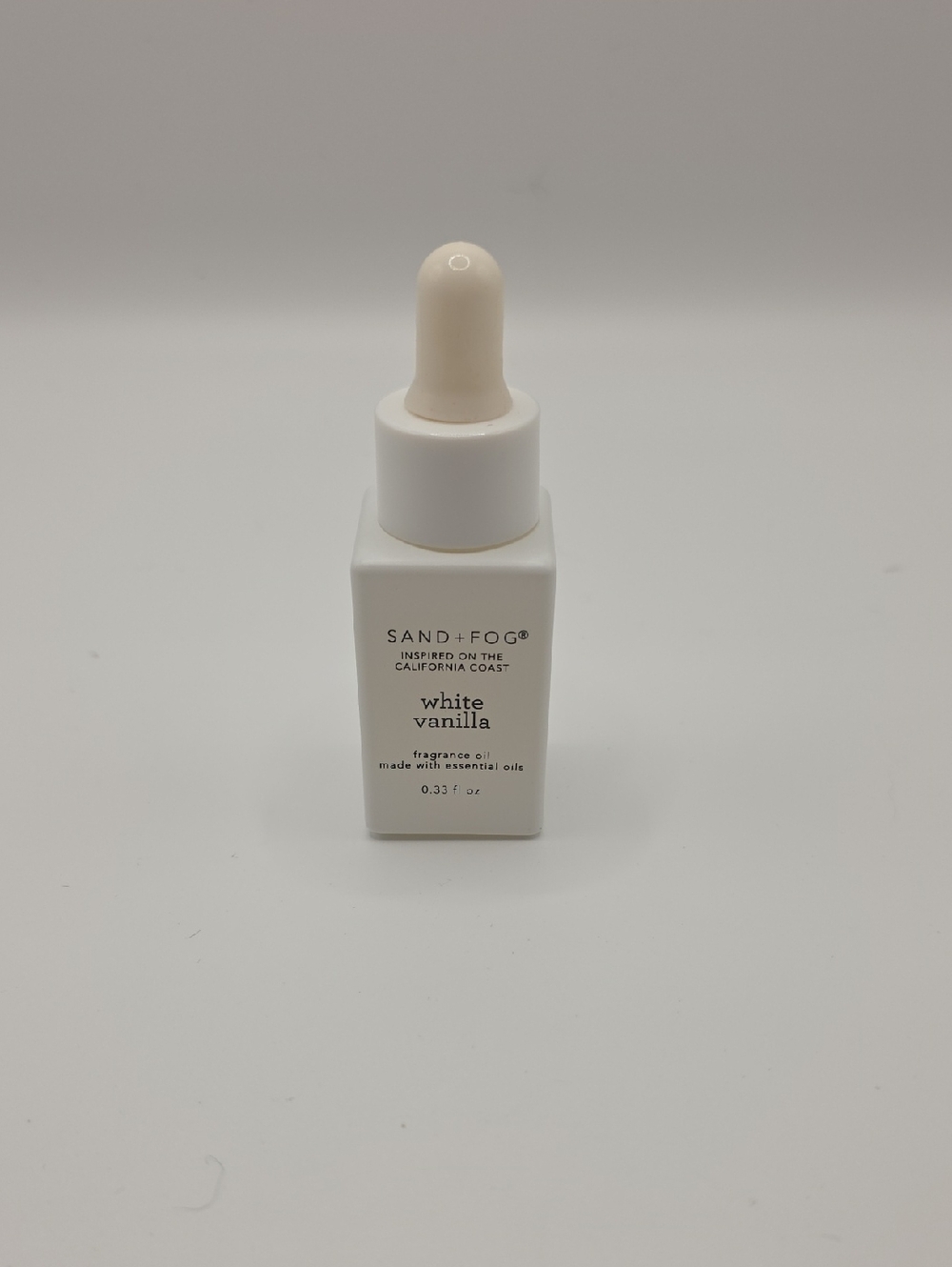 Sand + Fog White Vanilla Fragrance Oil - Cream Dropper Bottle